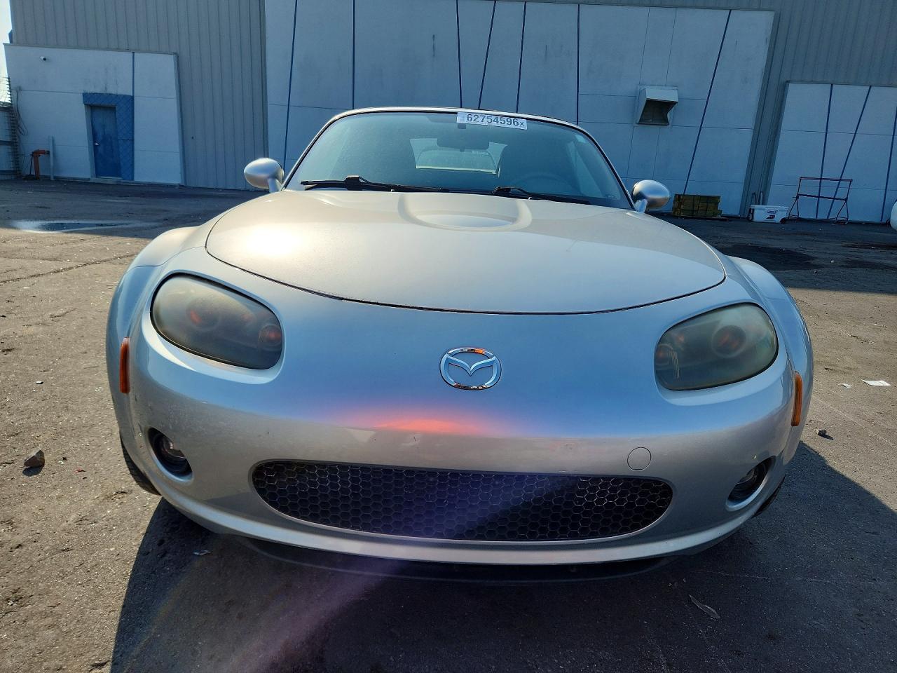 JM1NC25F560117510 · 2006 MAZDA MX-5 MIATA · 5/12