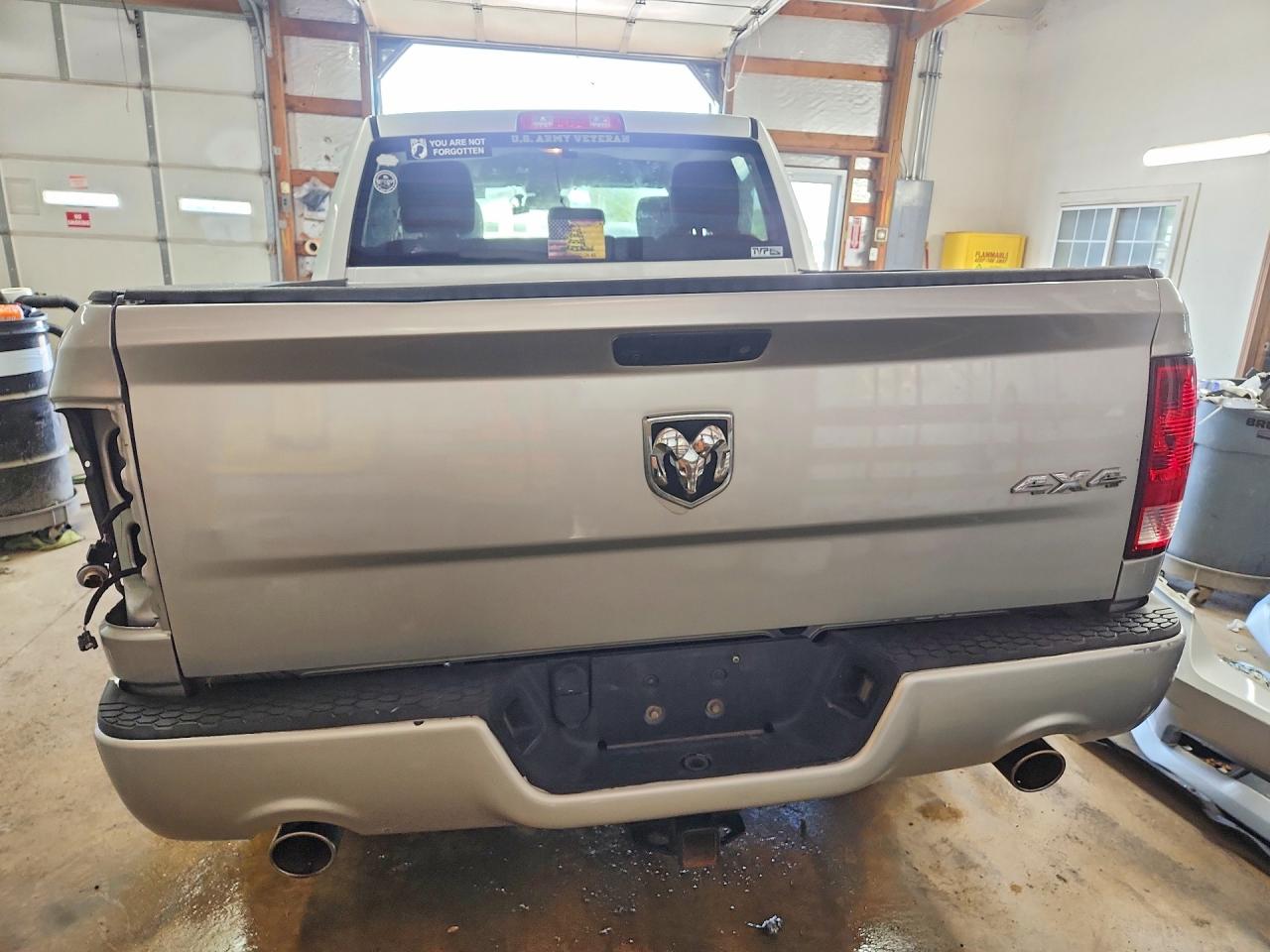 3C6RR7KT8FG700423 · 2015 RAM 1500 · 6/13