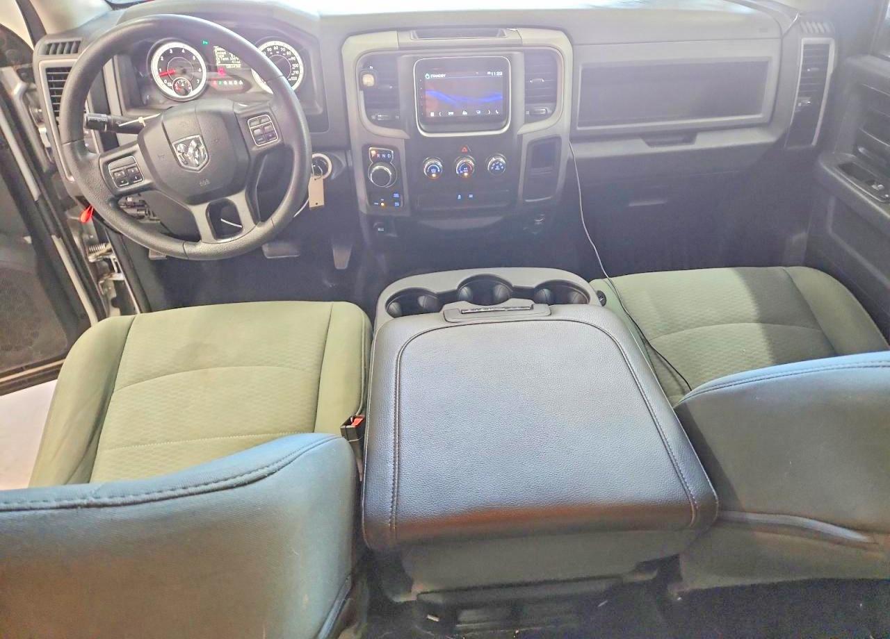 3C6RR7KT8FG700423 · 2015 RAM 1500 · 8/13