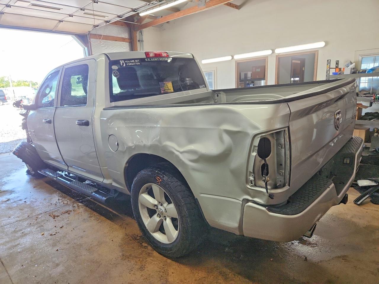 3C6RR7KT8FG700423 · 2015 RAM 1500 · 2/13