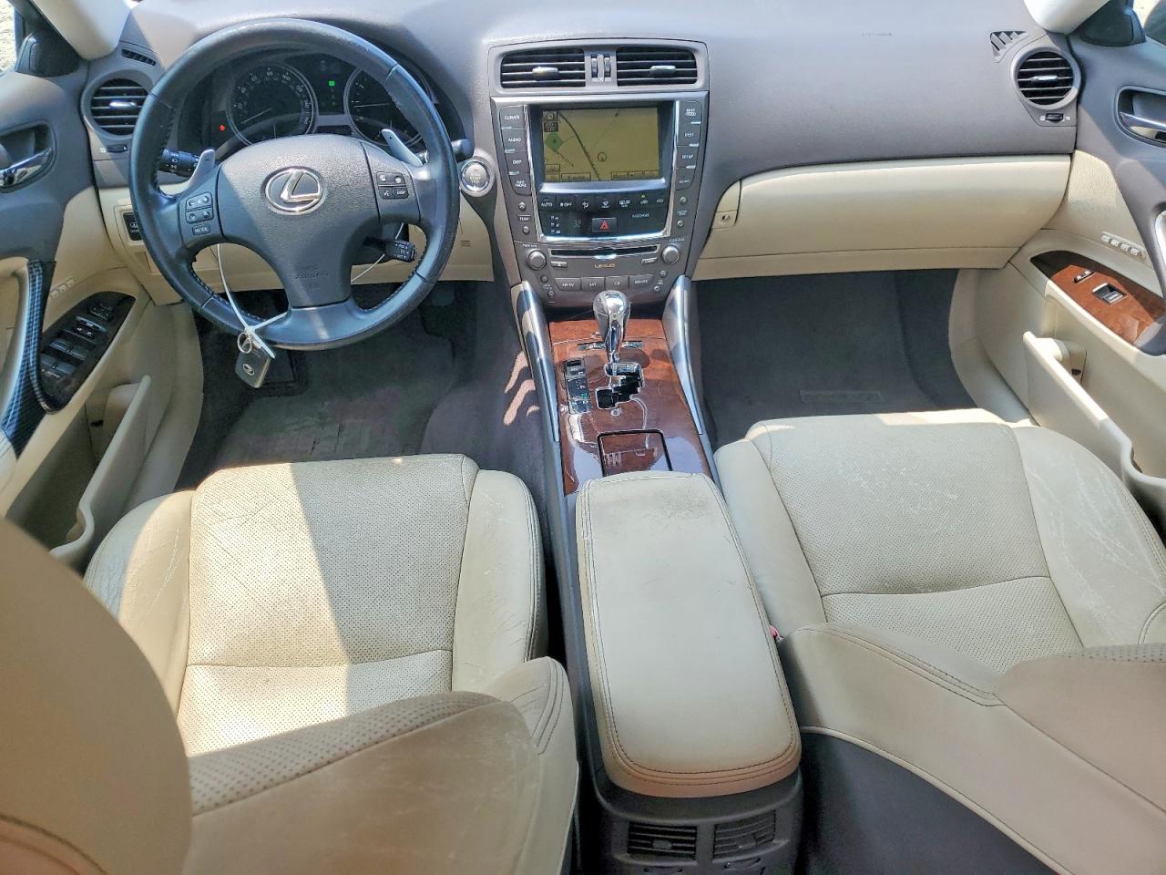 JTHCF5C27A5039953 · 2010 LEXUS IS · 8/12