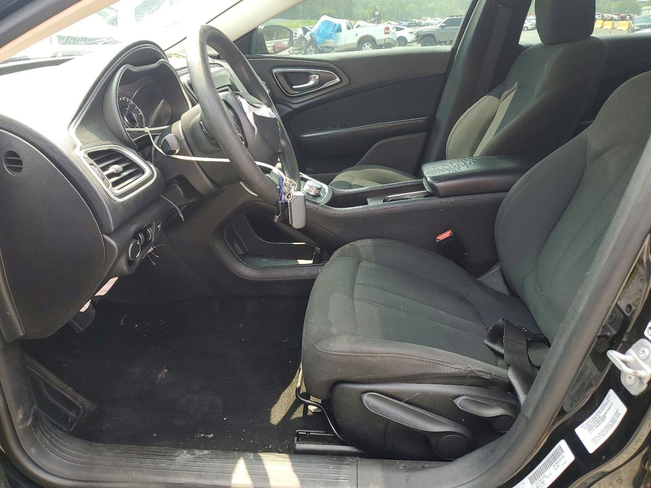 1C3CCCAB1GN123331 · 2016 CHRYSLER 200 · 7/12