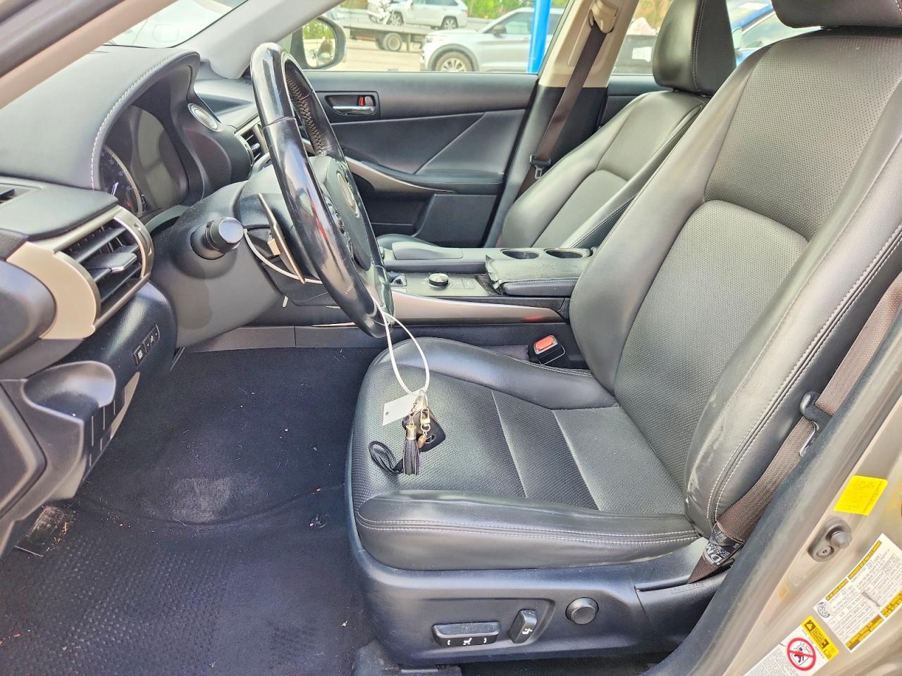 JTHCM1D29G5008192 · 2016 LEXUS IS · 7/13