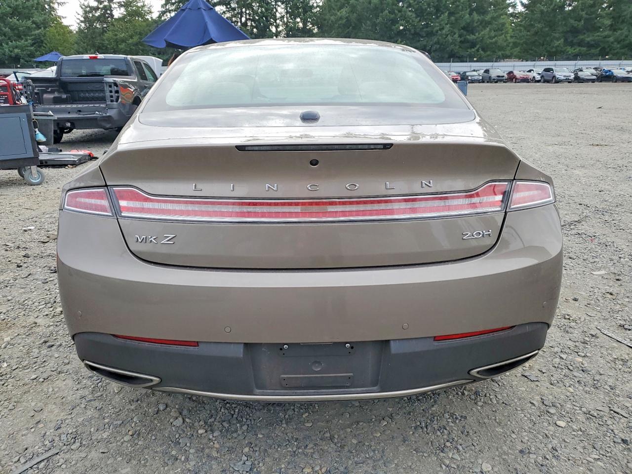 3LN6L5MU1JR615858 · 2018 LINCOLN MKZ · 5/11