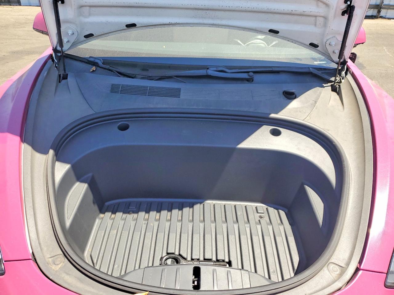 5YJ3E1EB3MF872405 · 2021 TESLA MODEL 3 · 11/12