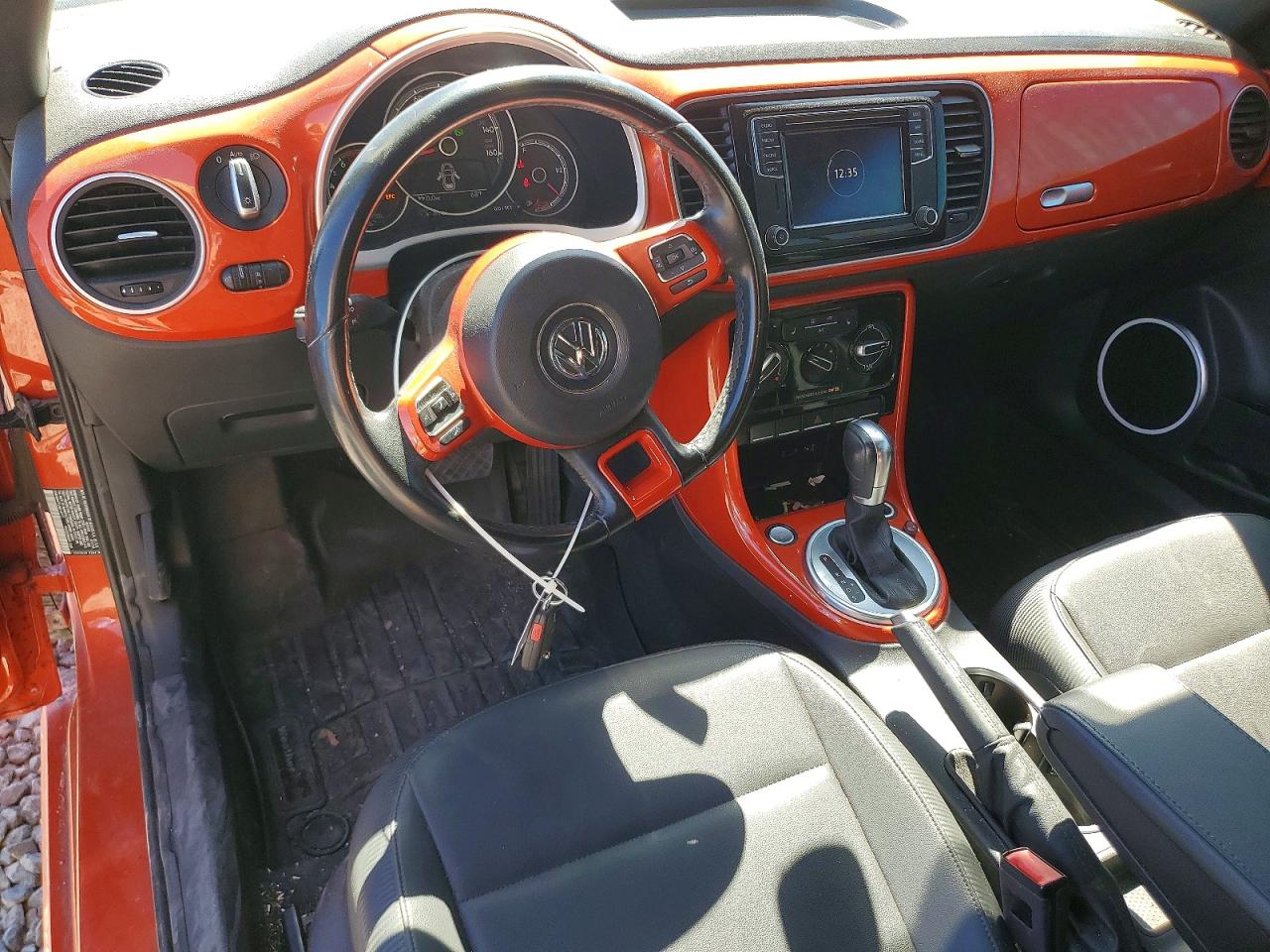 3VW5DAAT5JM516777 · 2018 VOLKSWAGEN BEETLE · 8/13