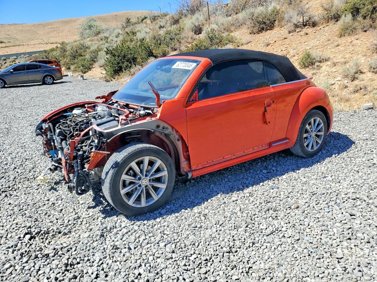 3VW5DAAT5JM516777 · 2018 VOLKSWAGEN BEETLE