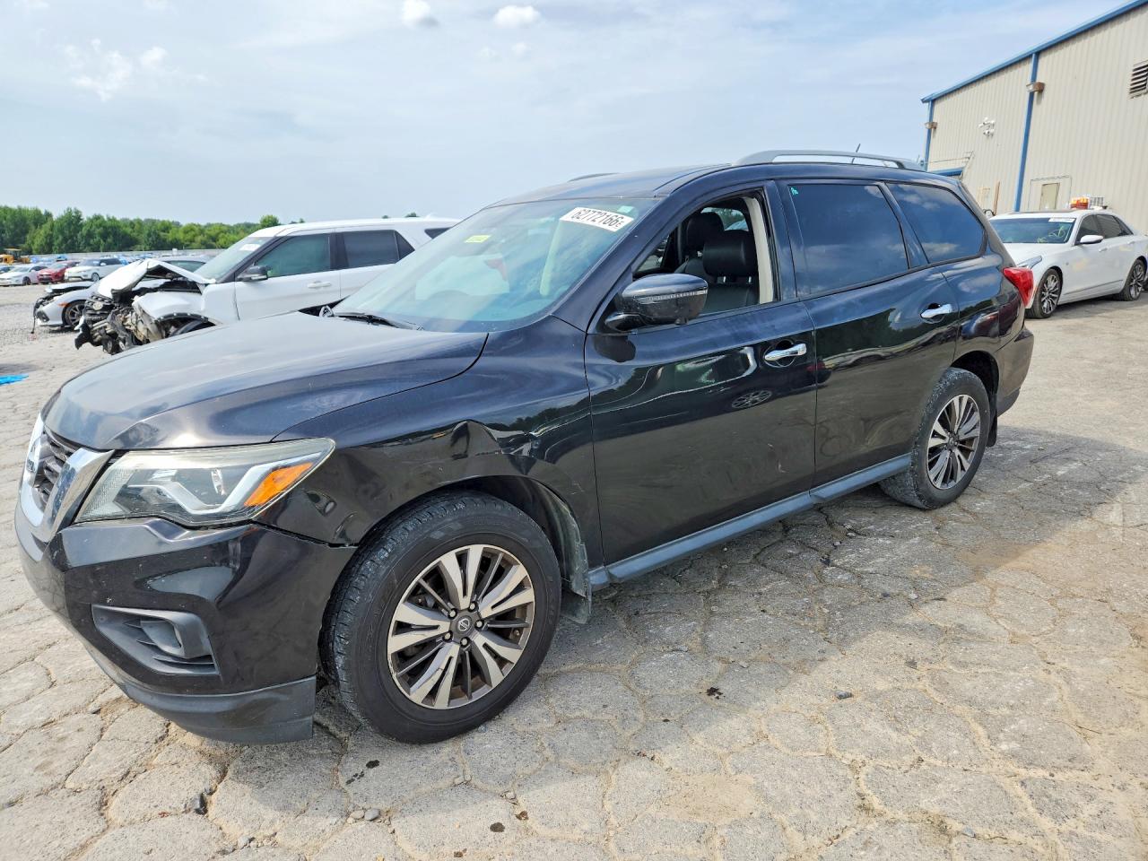5N1DR2MM8HC662088 · 2017 NISSAN PATHFINDER