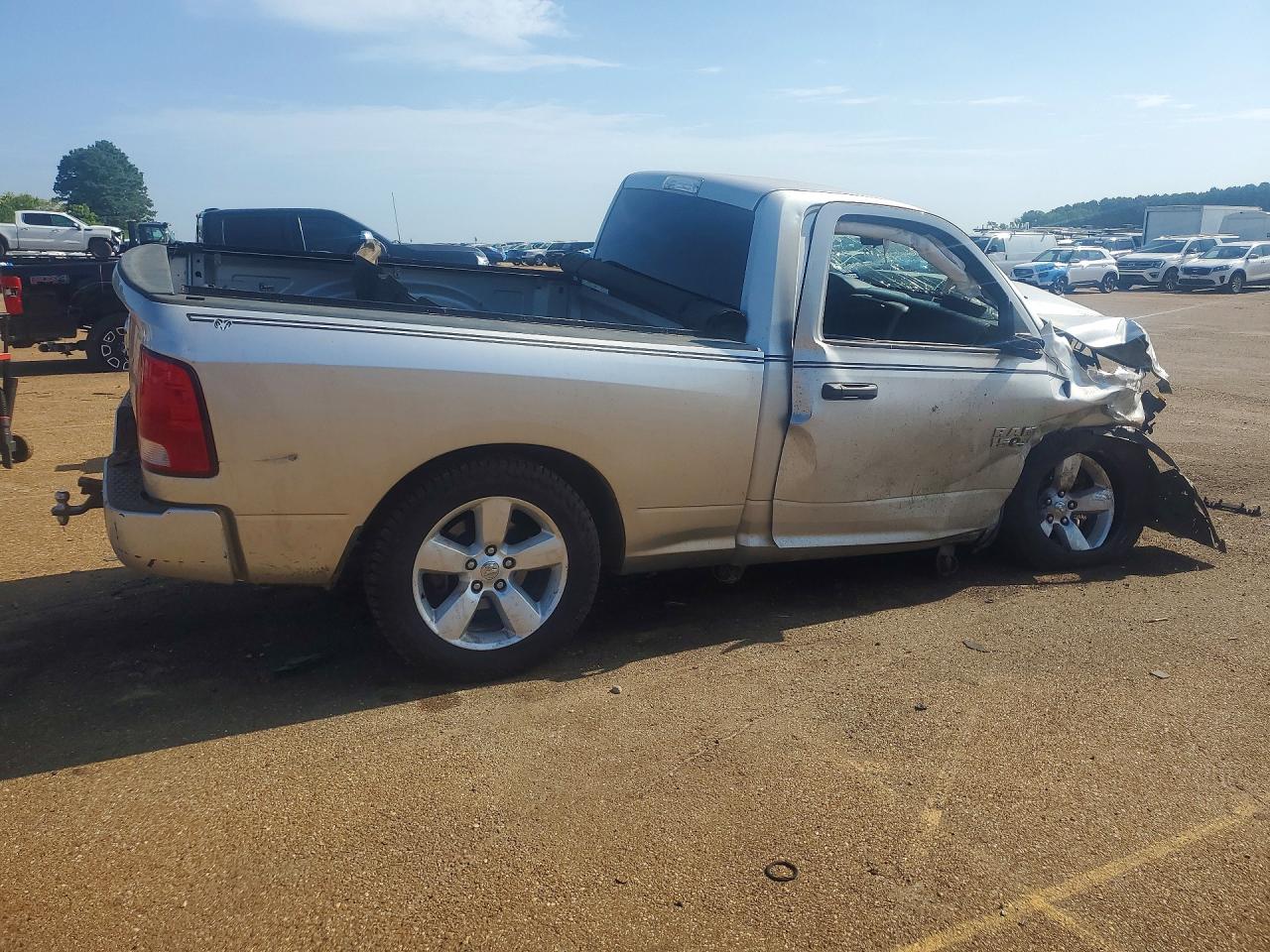 3C6JR6AG5HG520945 · 2017 RAM 1500 · 3/12