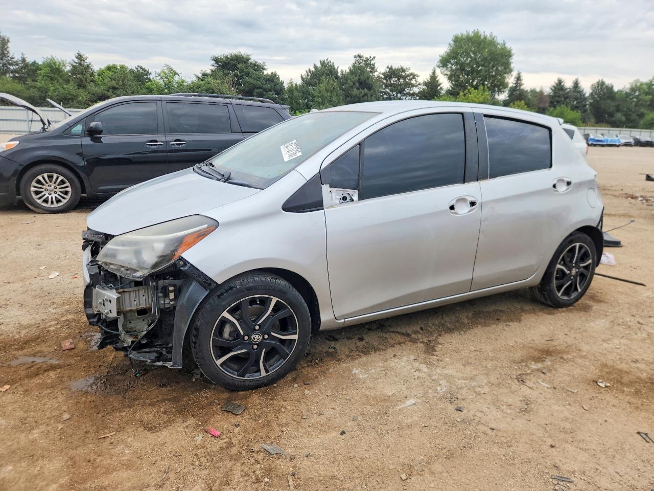 VNKKTUD30FA026863 · 2015 TOYOTA YARIS