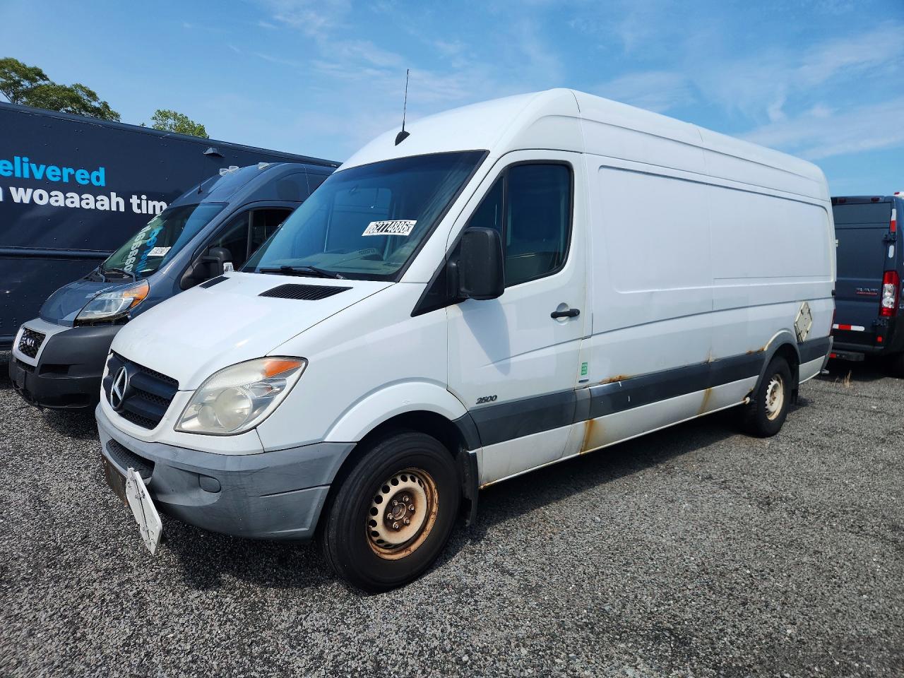 WD3PE8CBXB5575167 · 2011 MERCEDES-BENZ SPRINTER