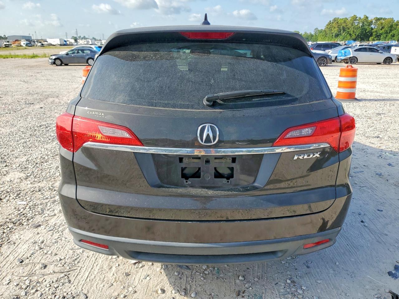 5J8TB3H35FL015870 · 2015 ACURA RDX · 6/13
