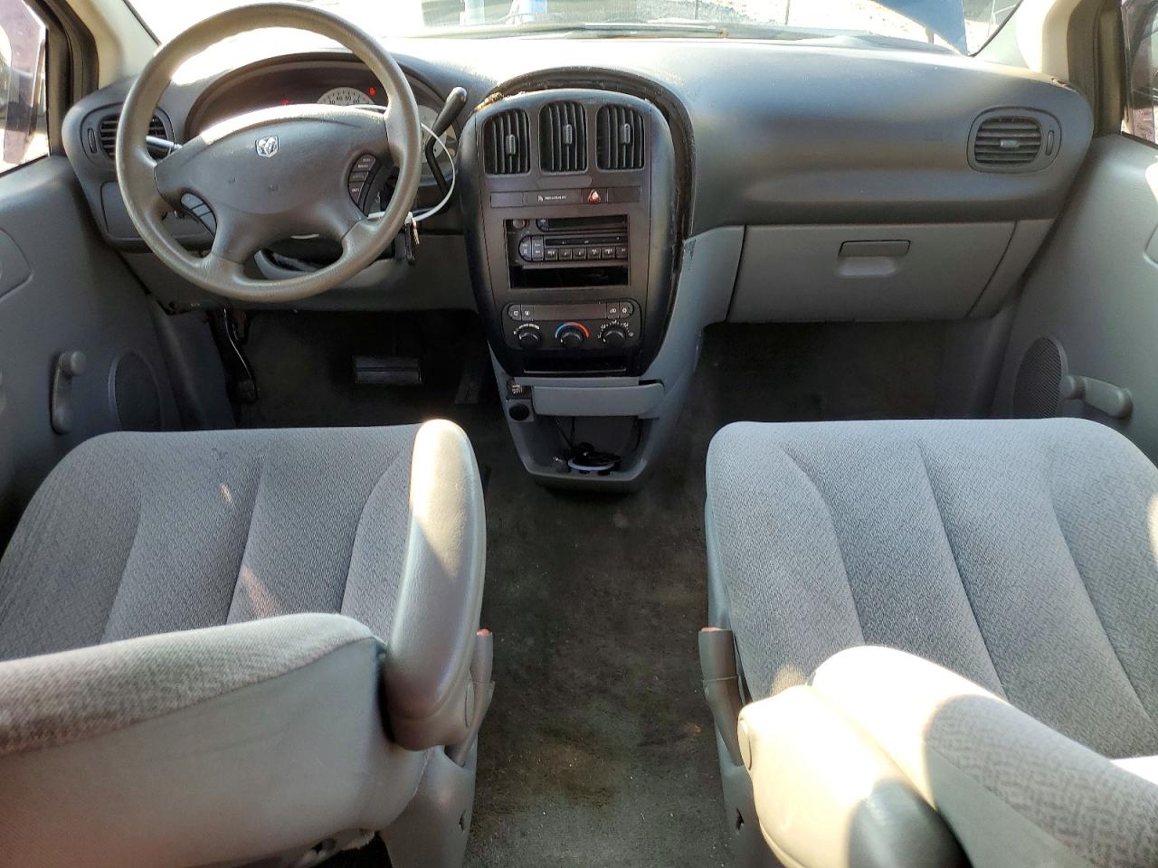 1D4GP25E76B664029 · 2006 DODGE CARAVAN · 8/13