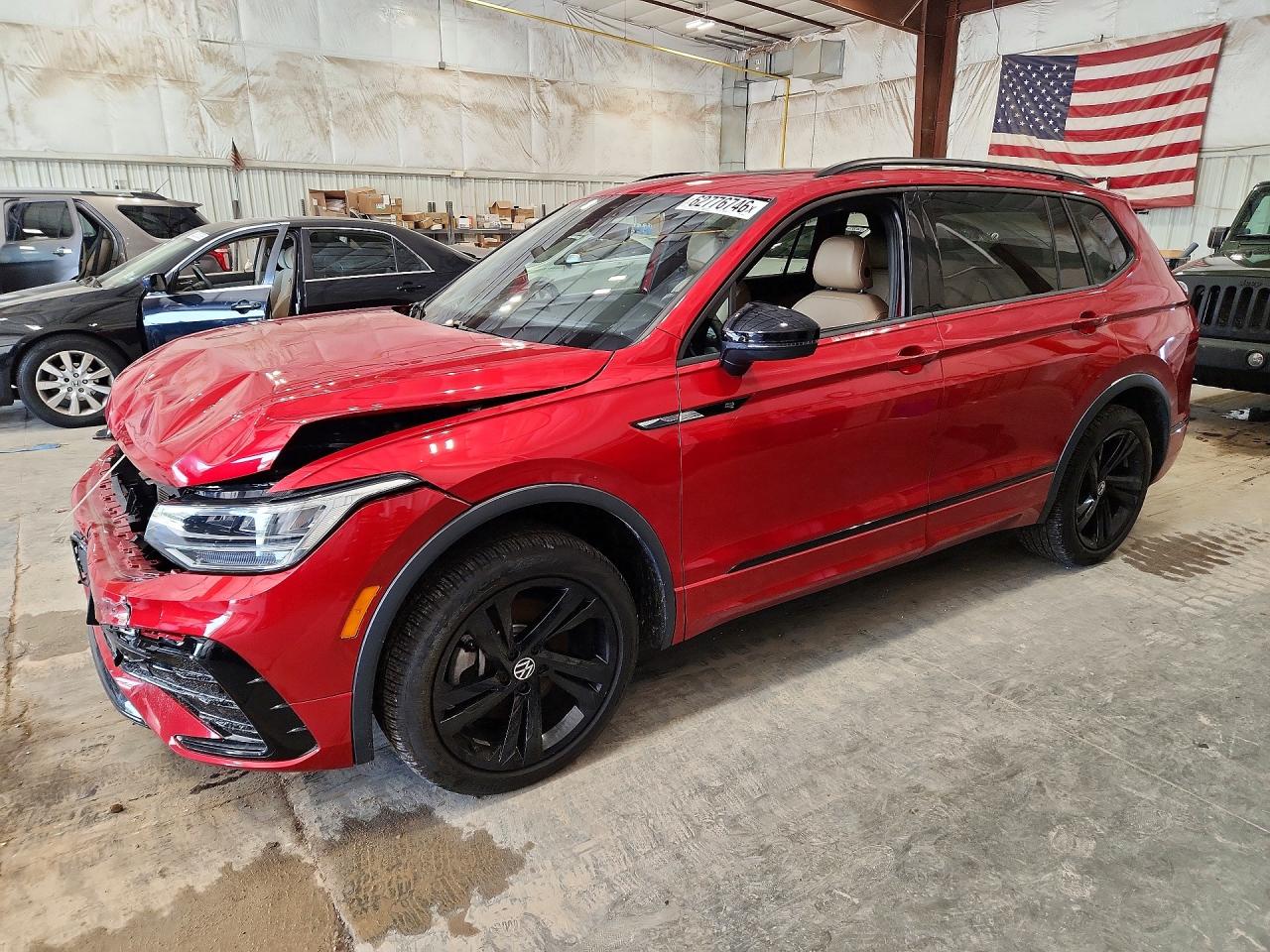 3VV8B7AX7RM085447 · 2024 VOLKSWAGEN TIGUAN