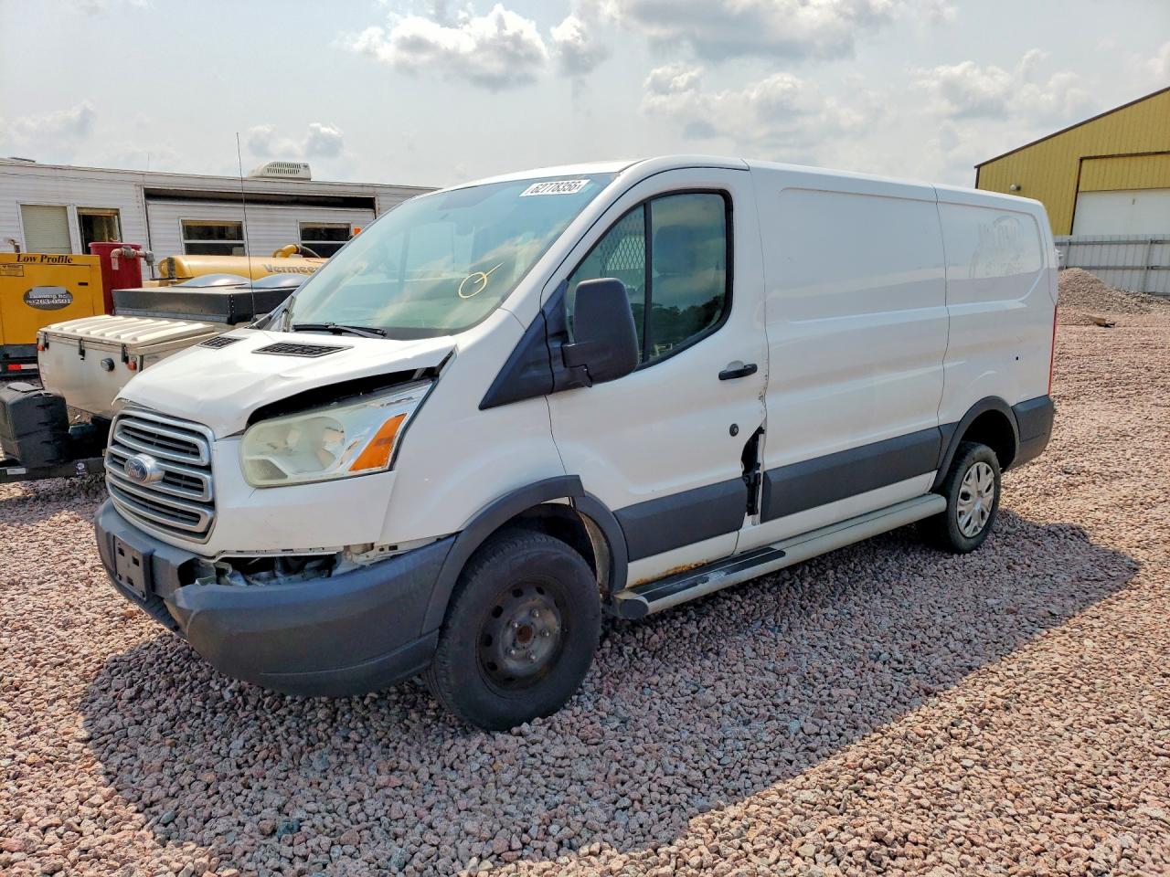 1FTNR1ZM2FKA60477 · 2015 FORD TRANSIT