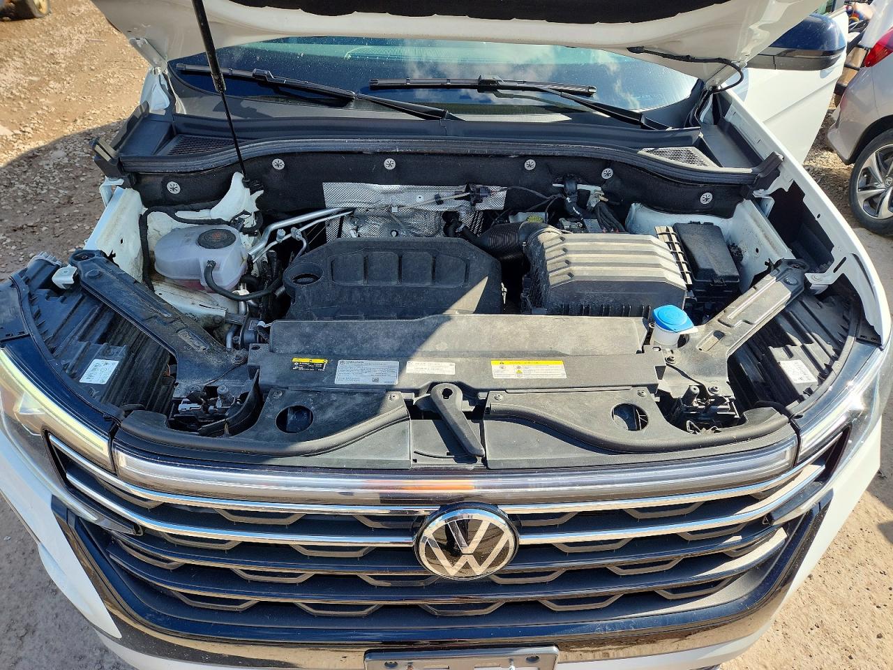 1V2CR2CA7RC581915 · 2024 VOLKSWAGEN ATLAS · 12/13