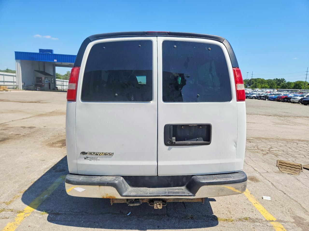 1GAZGPFG1H1131663 · 2017 CHEVROLET EXPRESS G3500 · 6/13