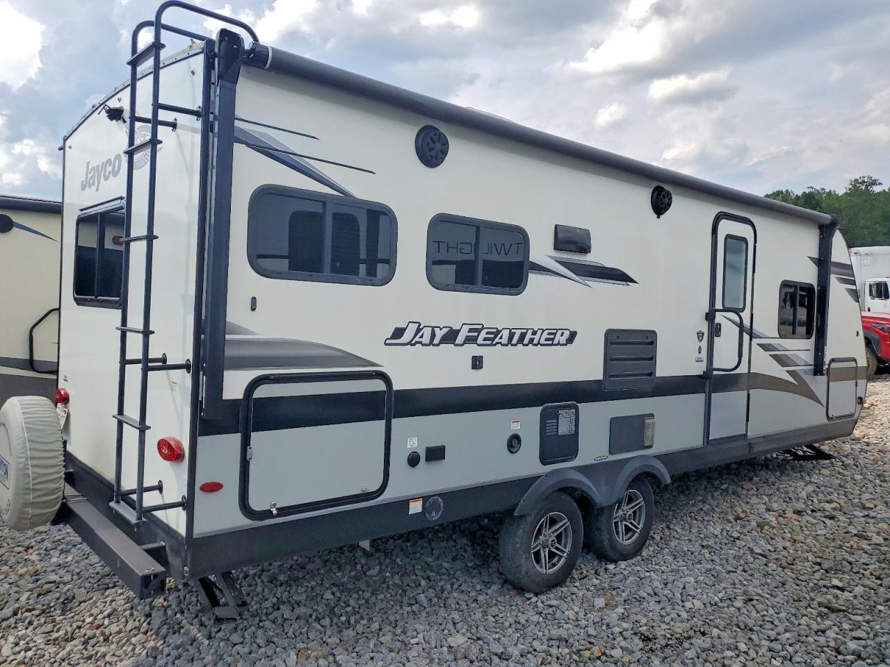 1UJBJ0BN0N1J60380 · 2022 JAYCO JAY FEATHE · 4/10