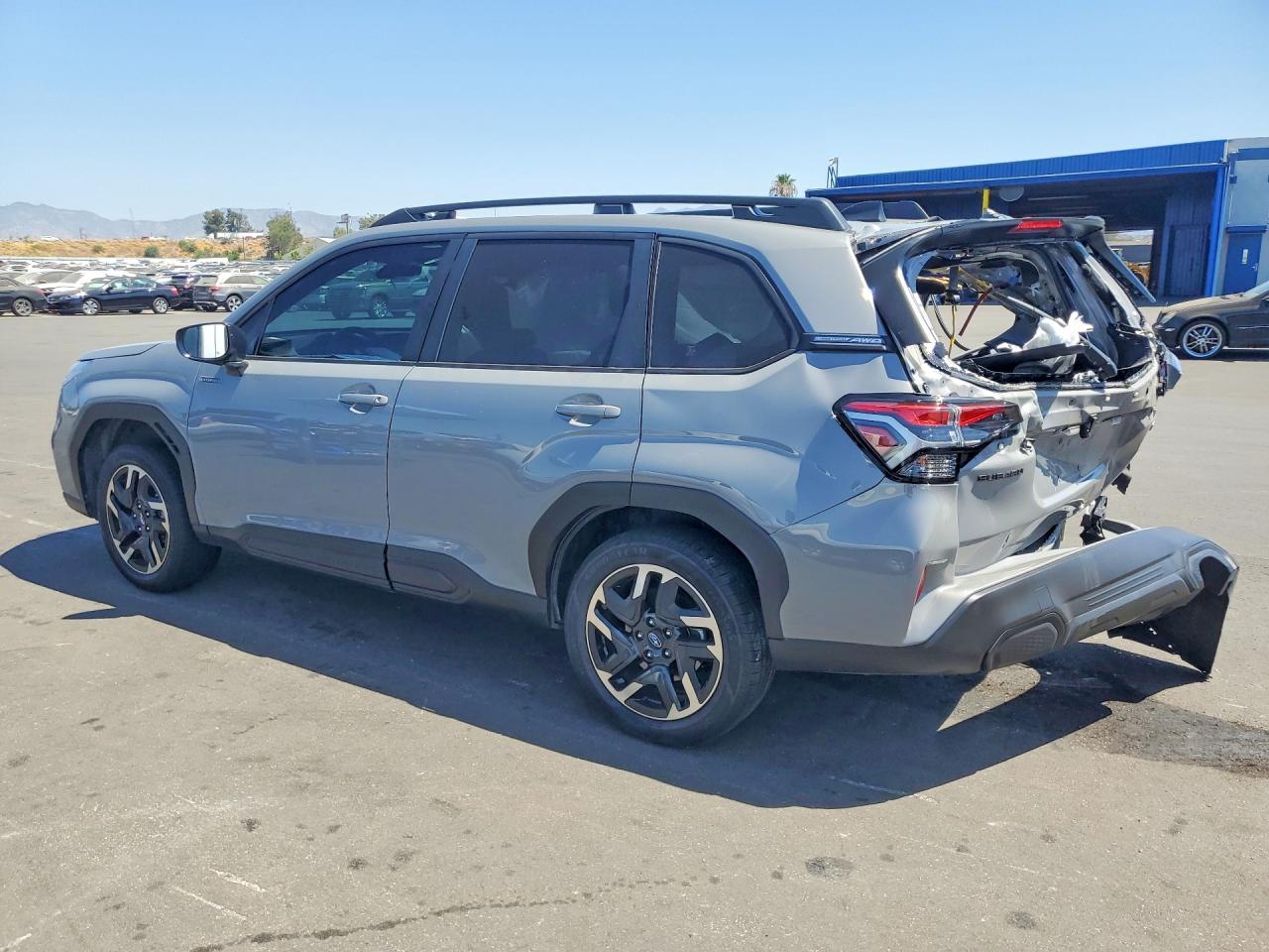 JF2SLSED9SH402175 · 2025 SUBARU FORESTER · 2/13