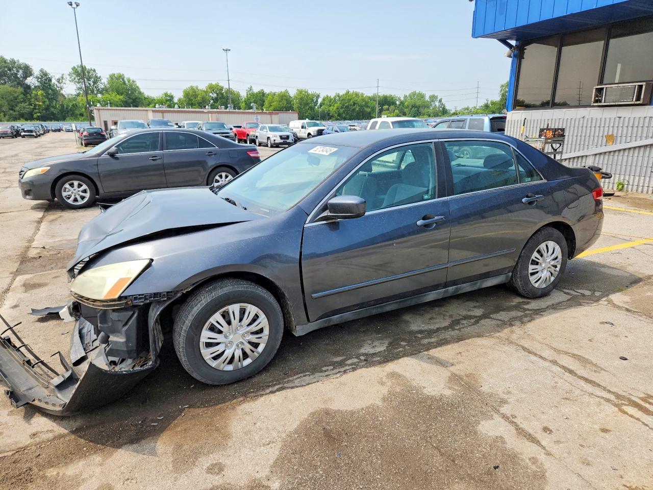 1HGCM563X4A025957 · 2004 HONDA ACCORD