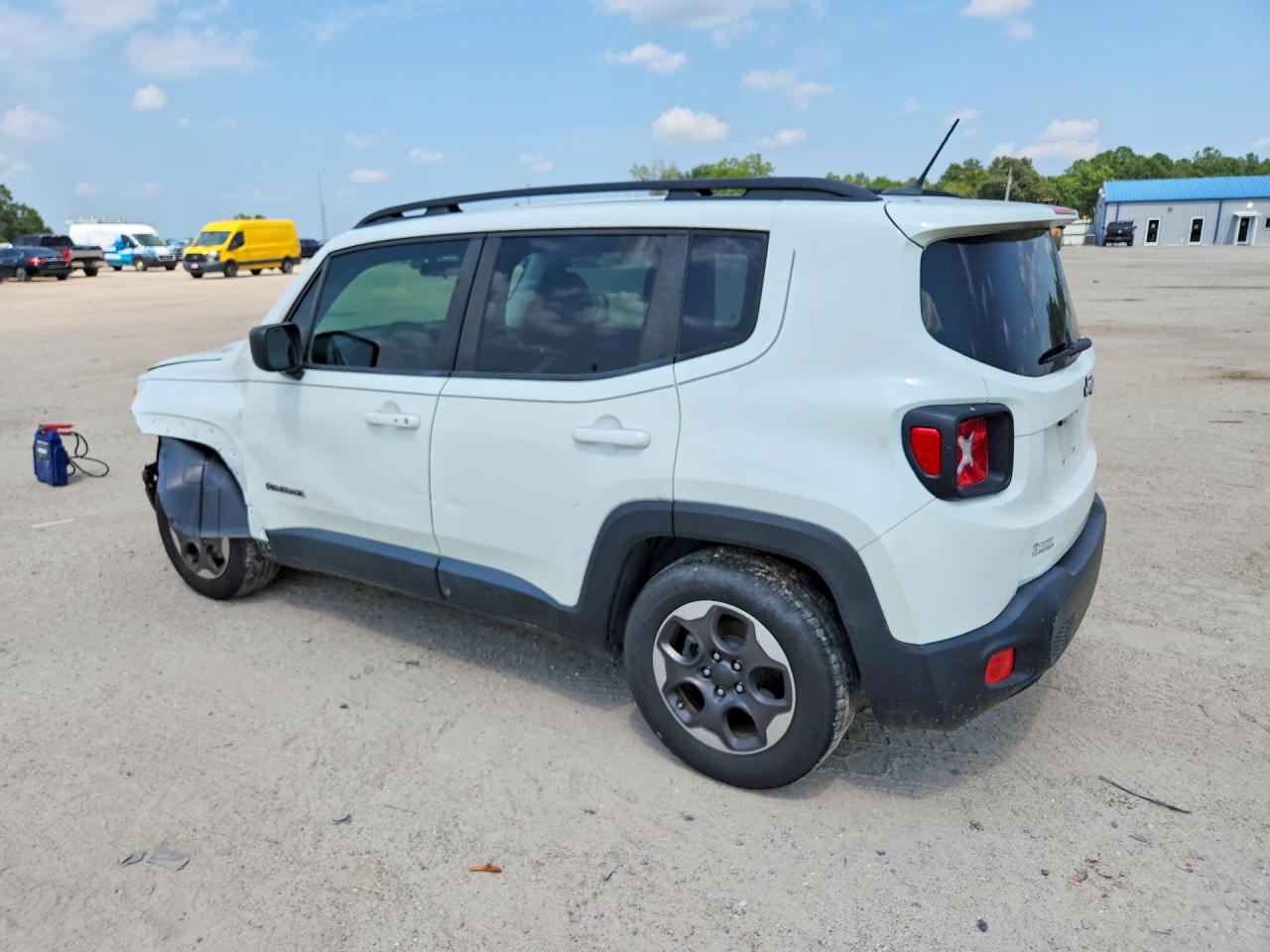 ZACCJAAB6HPE48491 · 2017 JEEP RENEGADE · 2/13