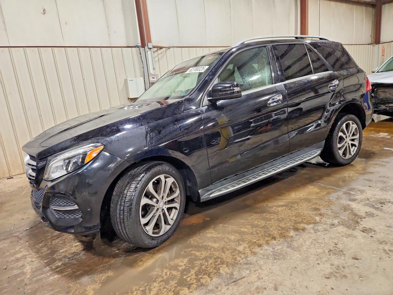 4JGDA5HBXHA846817 · 2017 MERCEDES-BENZ GLE