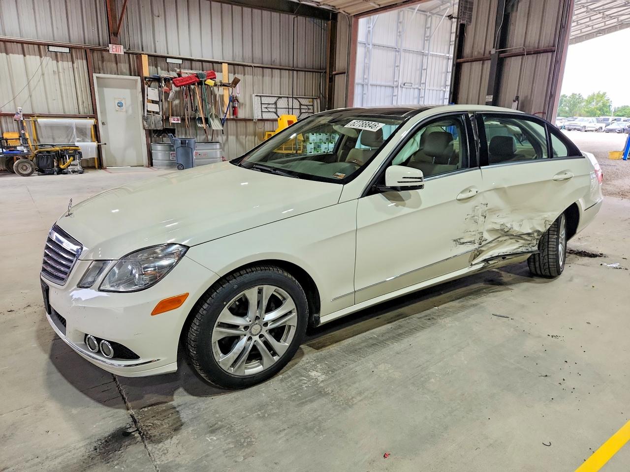WDDHF8HB1BA395900 · 2011 MERCEDES-BENZ E