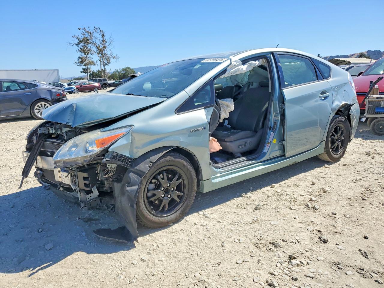 JTDKN3DU4E1777730 · 2014 TOYOTA PRIUS