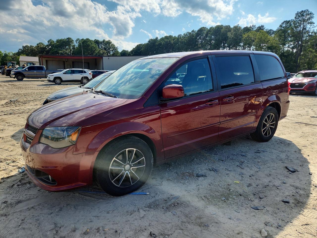 2C4RDGEGXHR549801 · 2017 DODGE GRAND CARAVAN