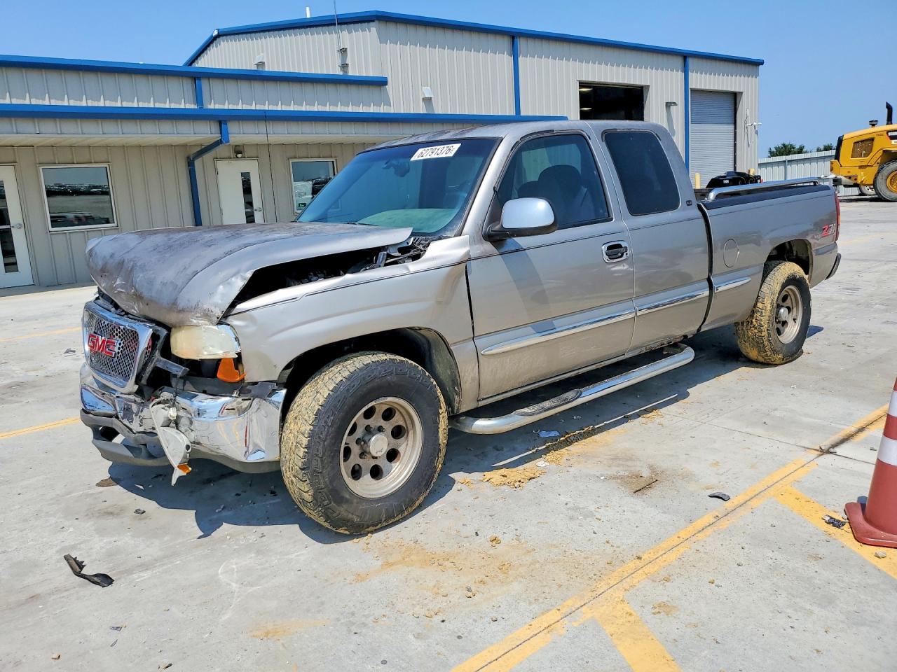 2GTEK19T5Y1250689 · 2000 GMC NEW SIERRA