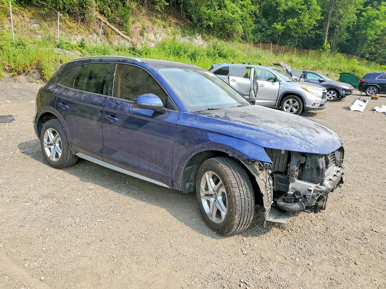 WA1ANAFY3J2163072 · 2018 AUDI Q5 · 4/14