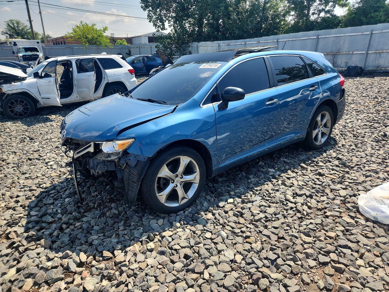 4T3BK3BB1AU033976 · 2010 TOYOTA VENZA