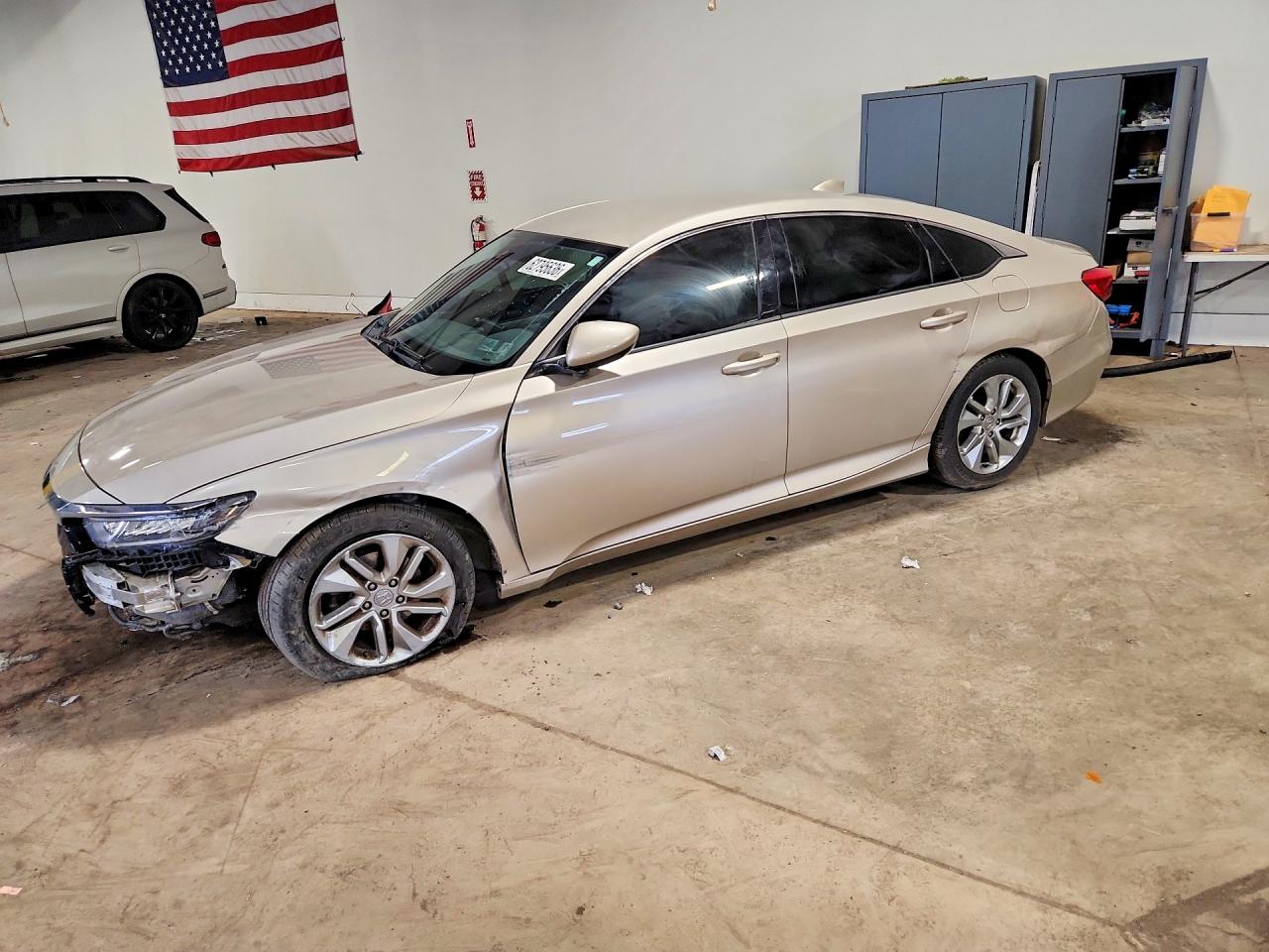1HGCV1F13KA055965 · 2019 HONDA ACCORD