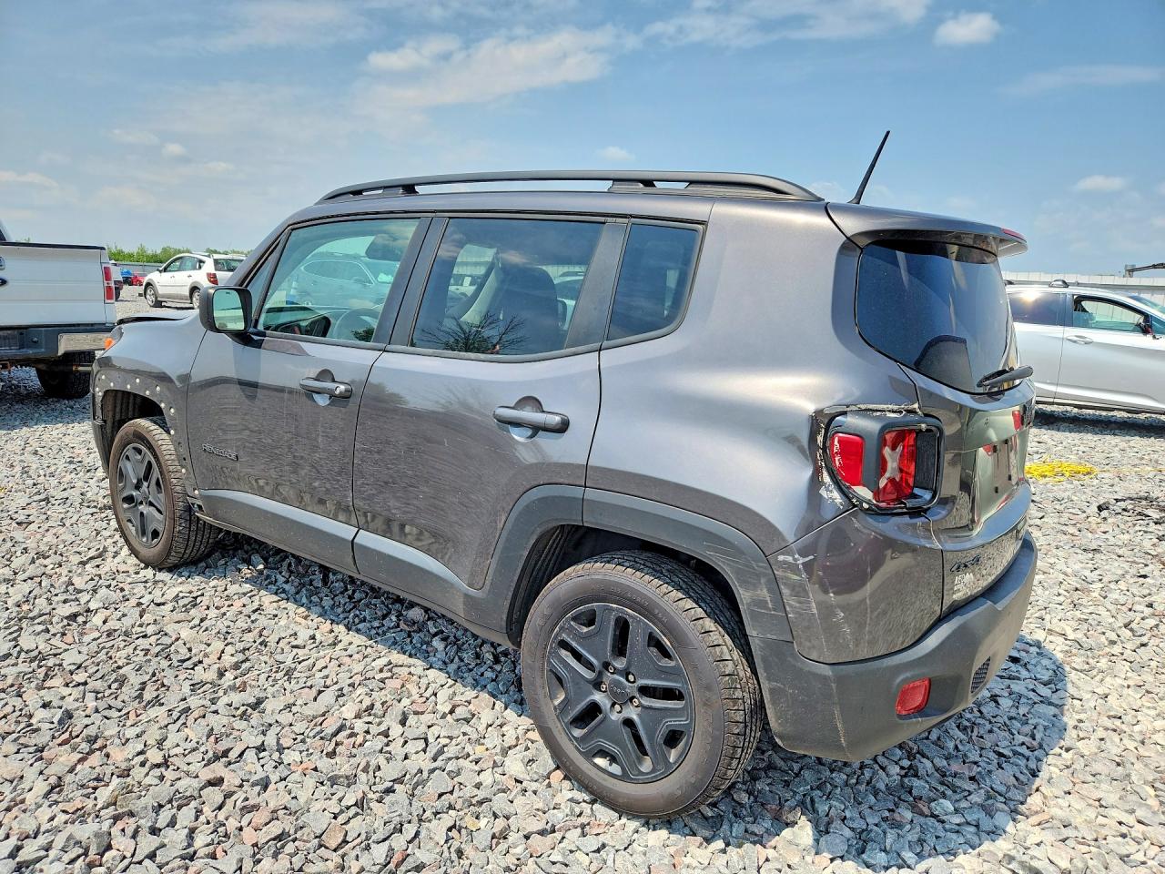 ZACNJBAB9LPL00260 · 2020 JEEP RENEGADE · 2/12
