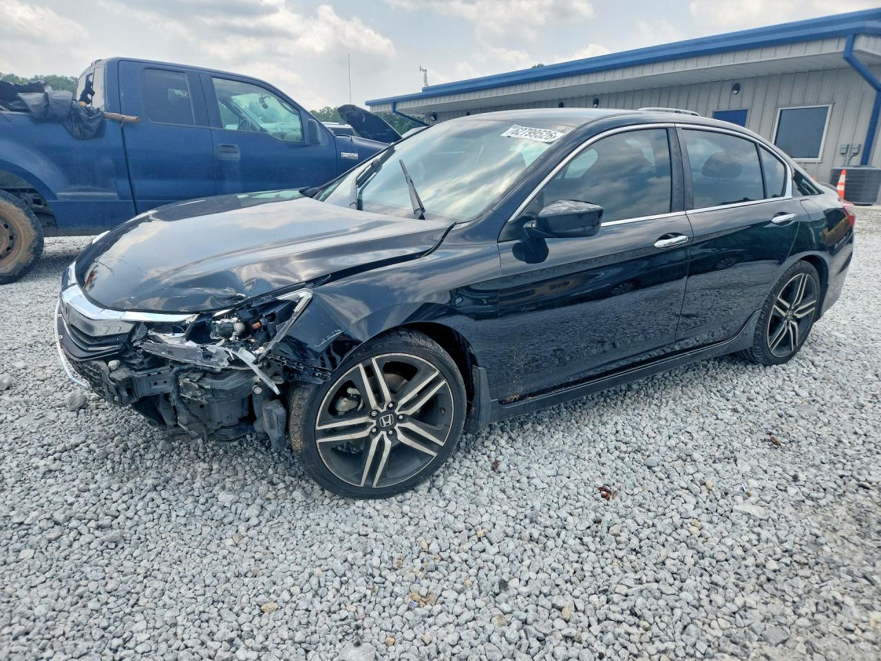 2017 HONDA ACCORD