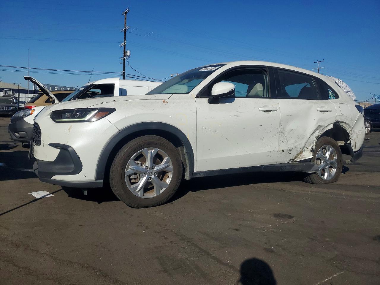 3CZRZ1H32PM724565 · 2023 HONDA HR-V