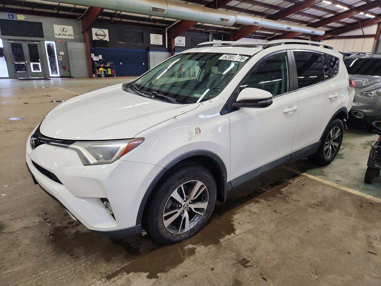 2T3RFREV0GW481310 · 2016 TOYOTA RAV4