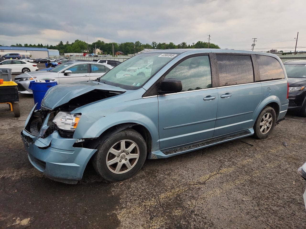 2A4RR2D18AR386289 · 2010 CHRYSLER TOWN & COUNTRY
