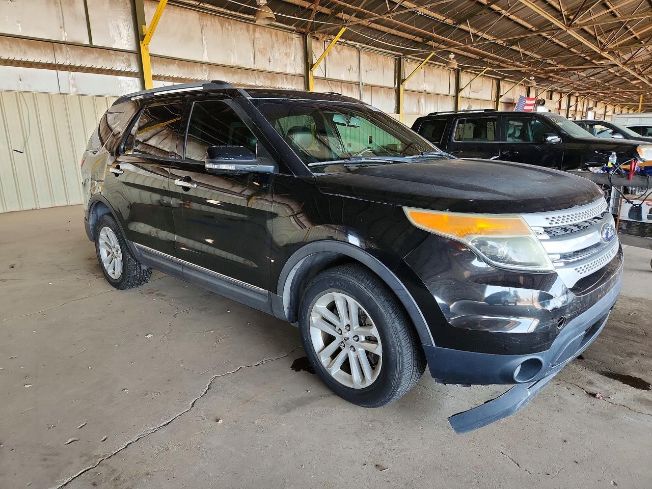 1FM5K8D83FGC09209 · 2015 FORD EXPLORER · 4/13