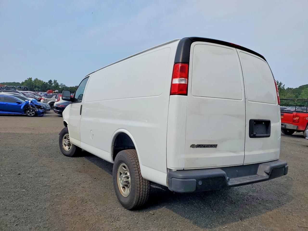 1GCWGAFP2M1301983 · 2021 CHEVROLET EXPRESS G2500 · 2/12