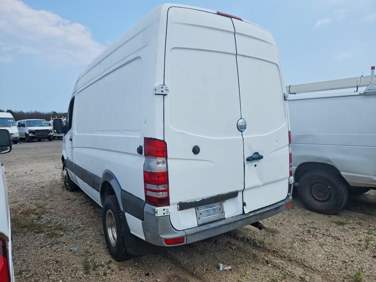WDYPF0CC0B5532653 · 2011 FREIGHTLINER SPRINTER · 2/13