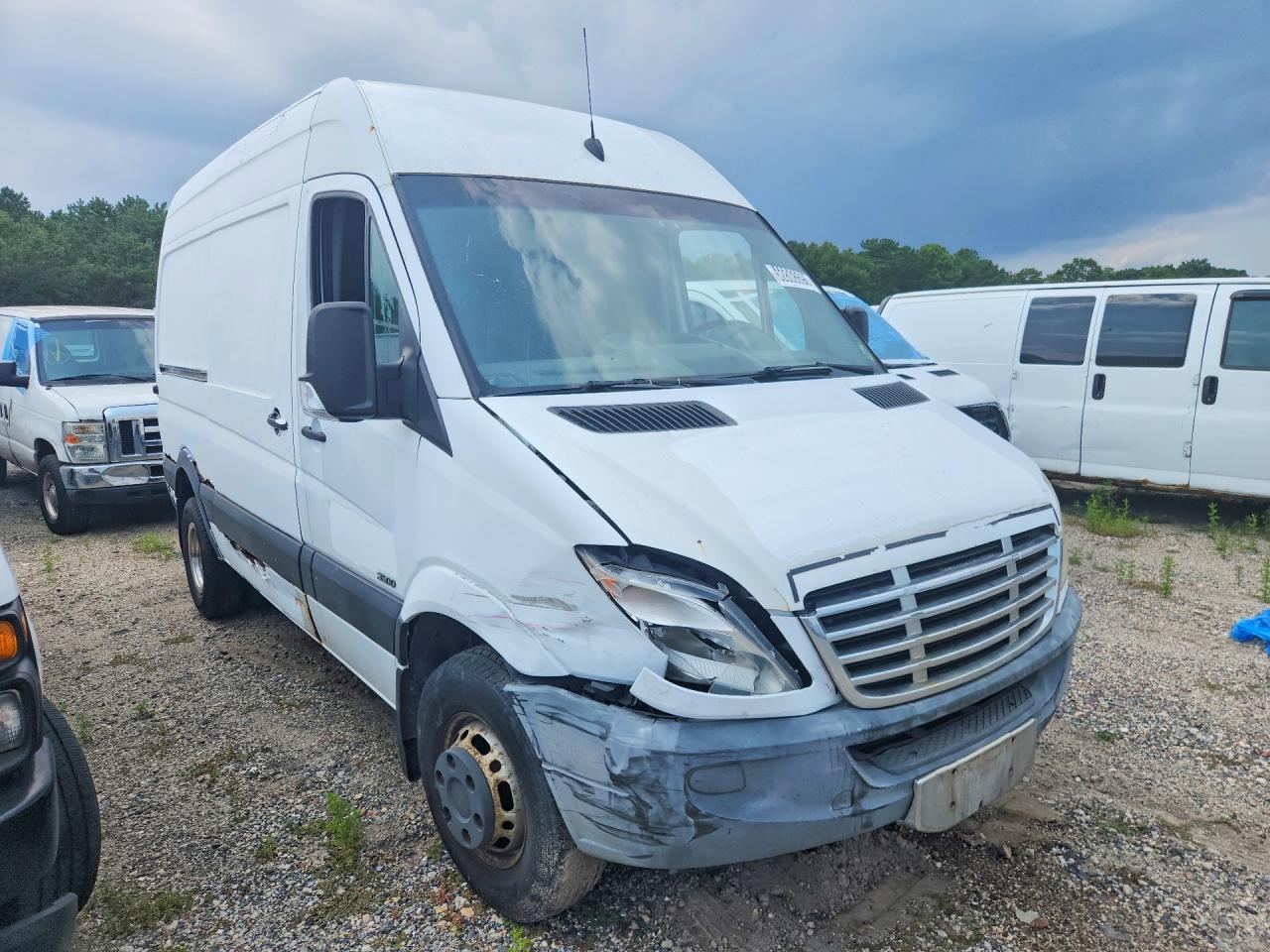 WDYPF0CC0B5532653 · 2011 FREIGHTLINER SPRINTER · 4/13