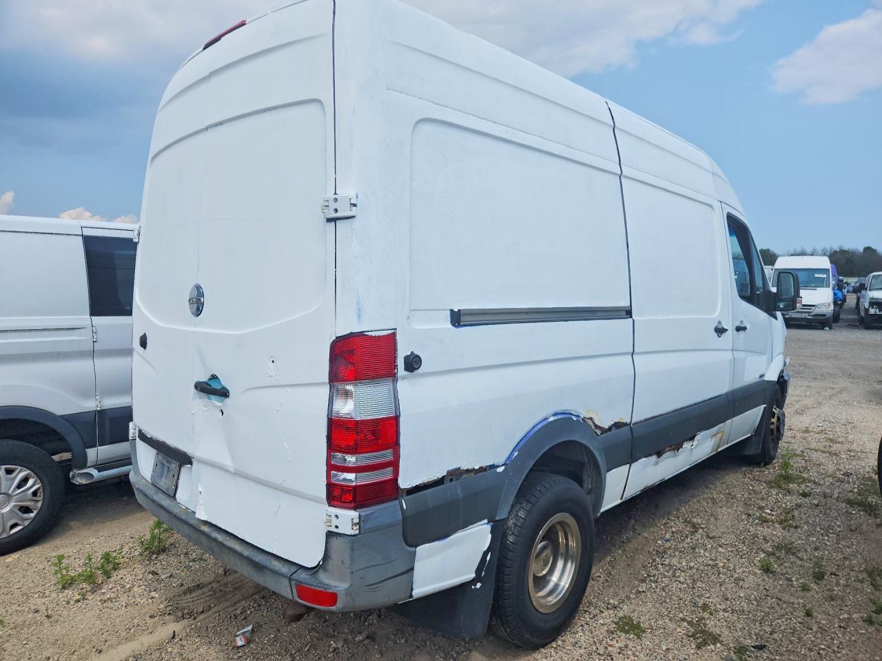 WDYPF0CC0B5532653 · 2011 FREIGHTLINER SPRINTER · 3/13