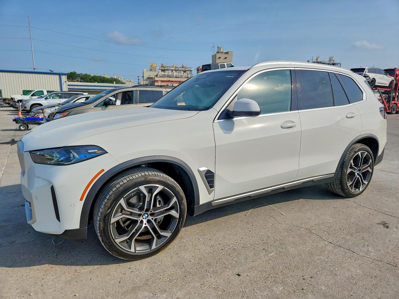 5UX13EU00T9025529 · 2026 BMW X5