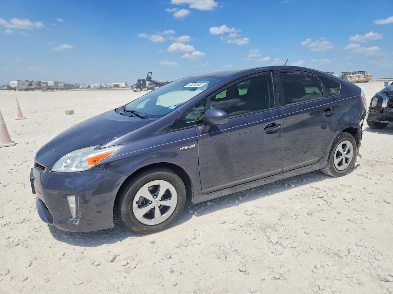 JTDKN3DUXD1707051 · 2013 TOYOTA PRIUS
