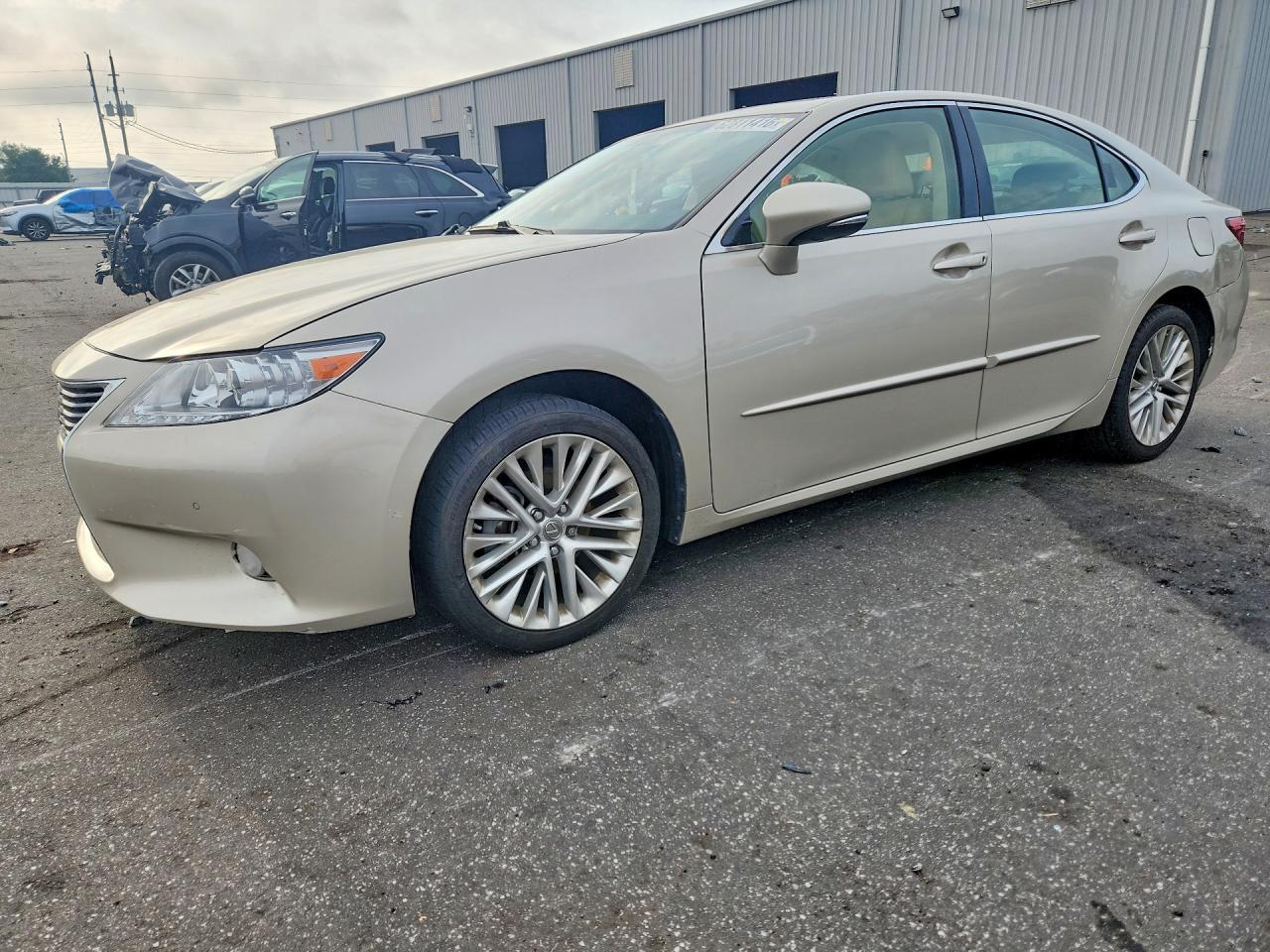 JTHBK1GG6D2053578 · 2013 LEXUS ES350