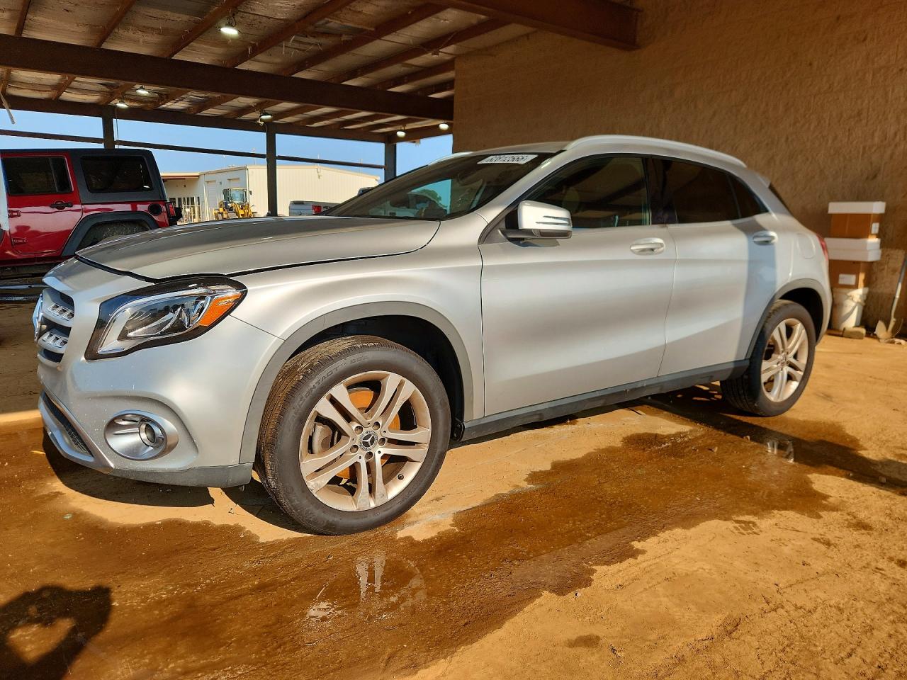WDCTG4EBXKJ553210 · 2019 MERCEDES-BENZ GLA