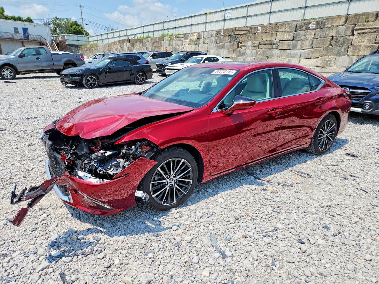 58ADZ1B16SU207706 · 2025 LEXUS ES 350