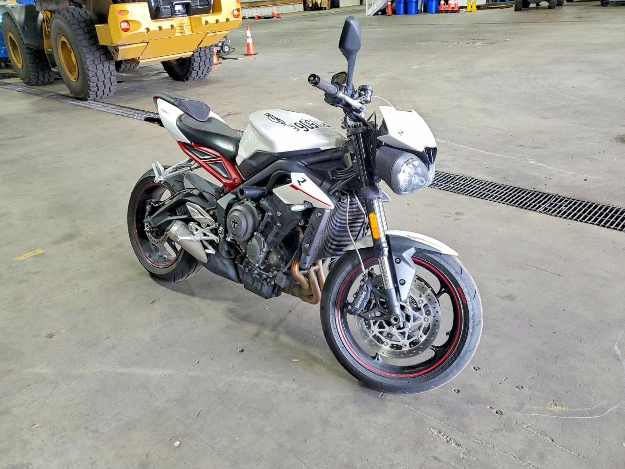 SMTA414D3JT834907 · 2018 TRIUMPH MOTORCYCLE STREET TRIPLE