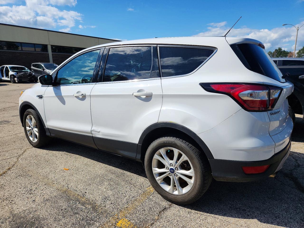 1FMCU9GD2HUD78285 · 2017 FORD ESCAPE · 2/13